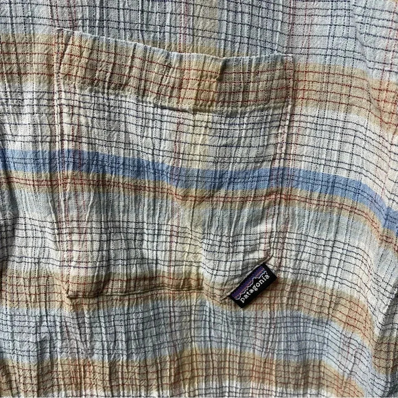 Men’s Patagonia 100% cotton short sleeved button down. Sz M. Blue & brown plaid - Picture 4 of 7